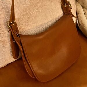 Vintage Coach Leather Flap Crossbody Bag 1999.